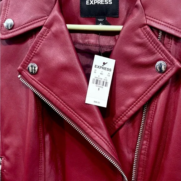 Cropped Red Leather Moto Jacket - Picture 4 of 7